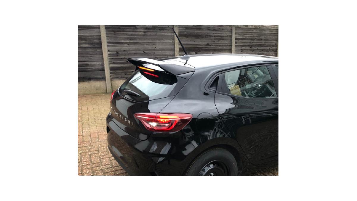 Becquet+de+toit+sur+mesure+pour+Renault+Clio+V+5-portes+2019-+%26+Mitsubishi+Colt+VII+2023-+%28PU%29